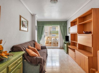 Lägenhet · Återförsäljning - Torrevieja · Alicante · Spanien