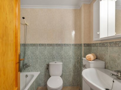 Lägenhet · Återförsäljning - Torrevieja · Alicante · Spanien