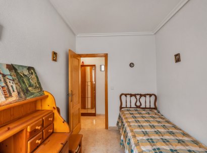 Lägenhet · Återförsäljning - Torrevieja · Alicante · Spanien