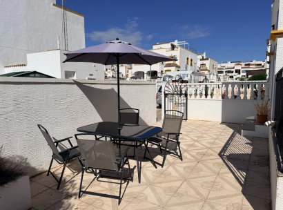 Woning · Herverkoop - Orihuela · Entre Naranjos Vistabella · Alicante · Spanje