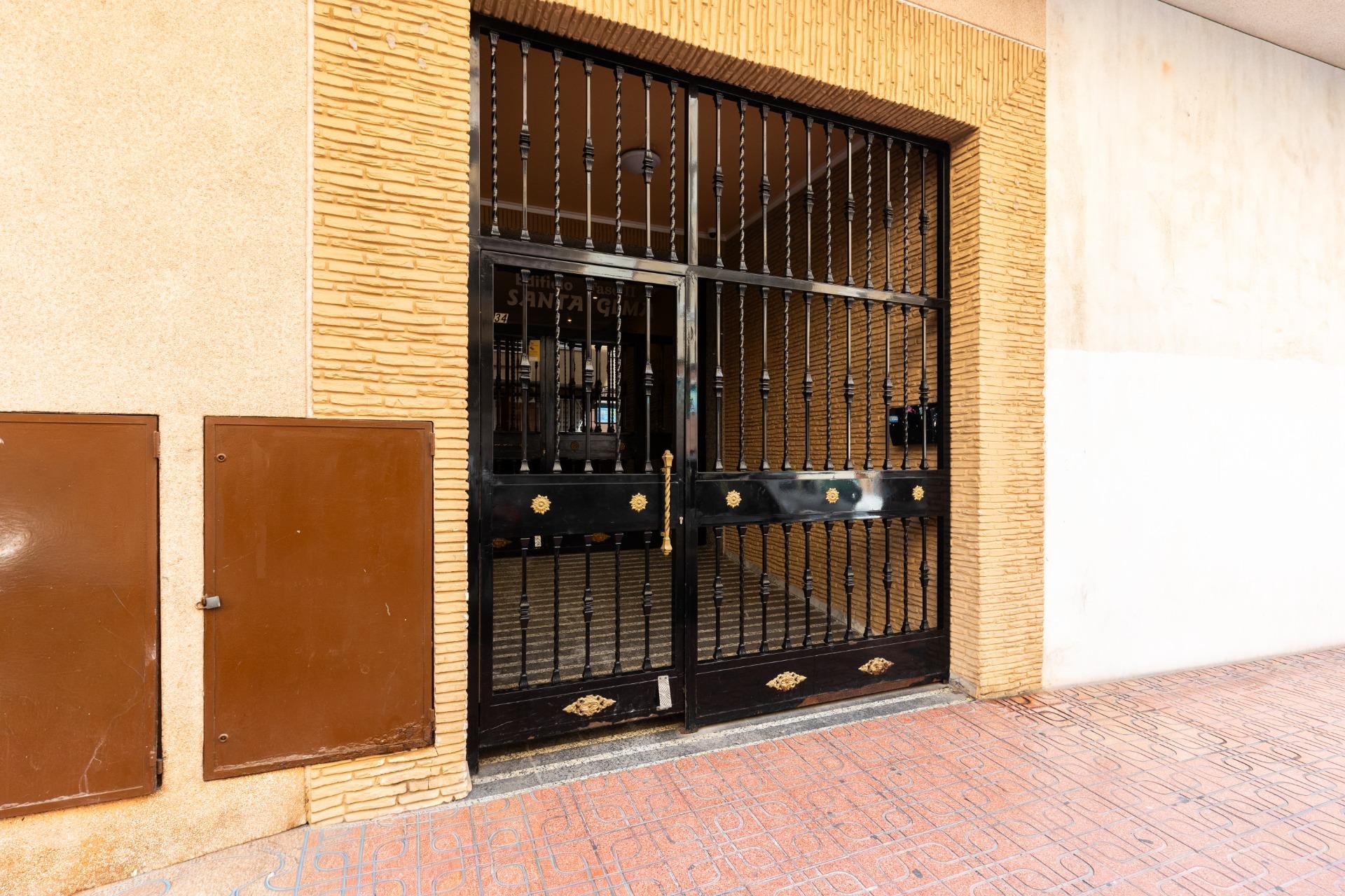 Resale - Apartment - Torrevieja