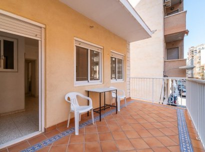 Lägenhet · Återförsäljning - Torrevieja · Habaneras · Alicante · Spanien