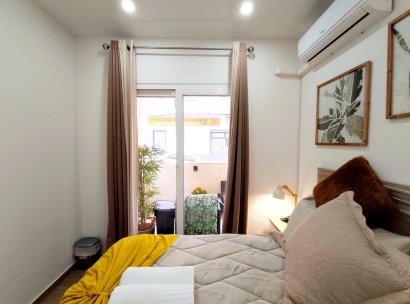 Apartamento · Reventa - Torrevieja · Alicante · España