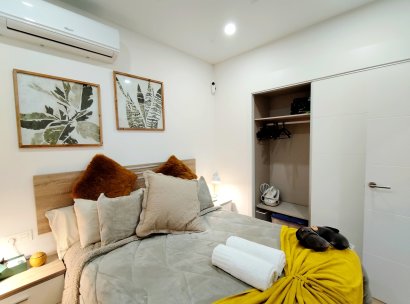 Apartamento · Reventa - Torrevieja · Alicante · España